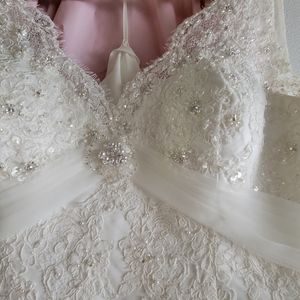 Wedding dress